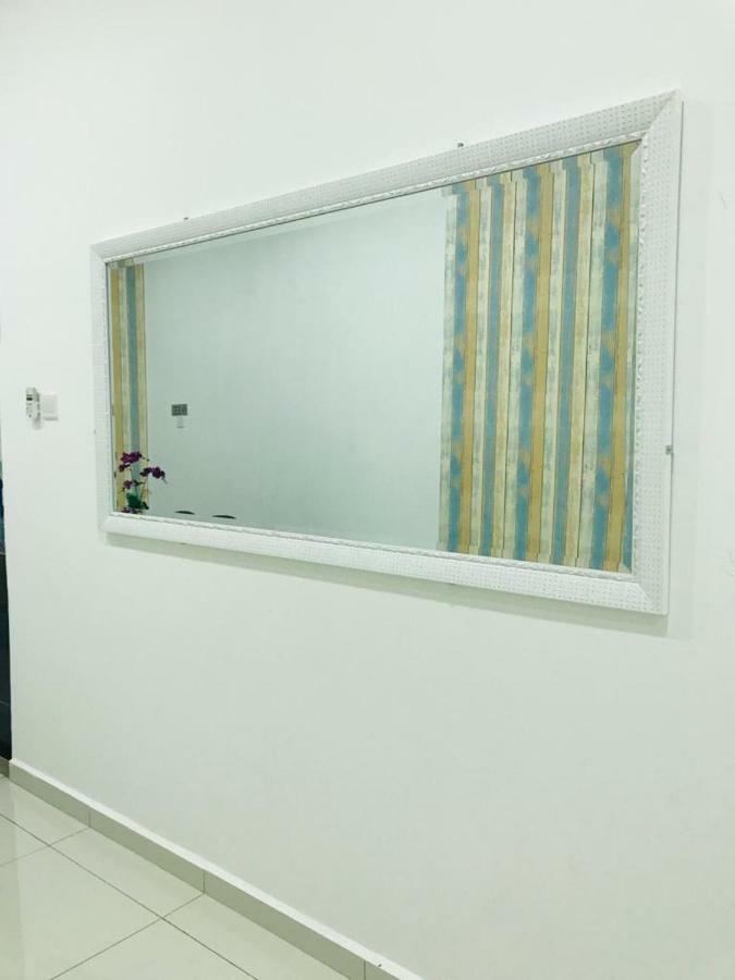 Z&M Homestay Jertih Buitenkant foto