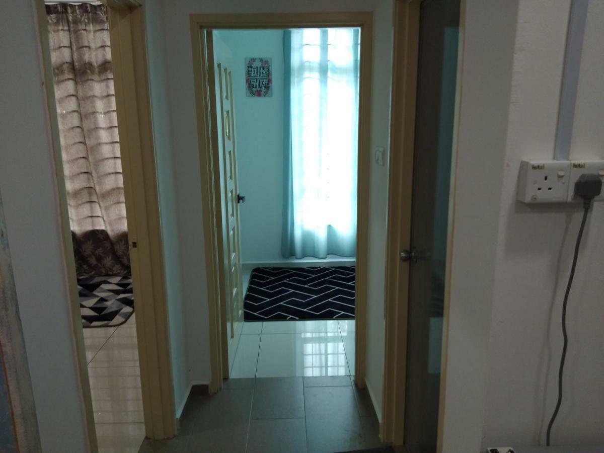 Z&M Homestay Jertih Buitenkant foto